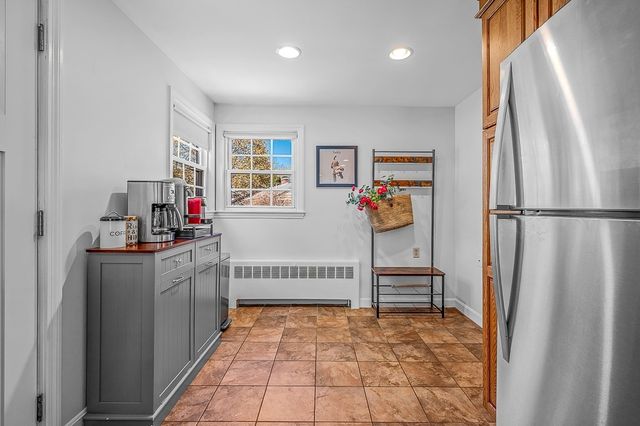 14 Knollwood Drive, Shrewsbury, MA 01545