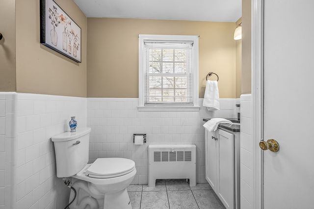 14 Knollwood Drive, Shrewsbury, MA 01545