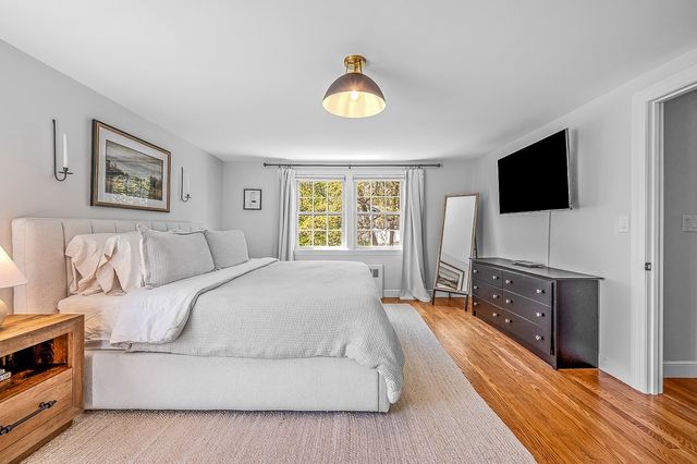 14 Knollwood Drive, Shrewsbury, MA 01545