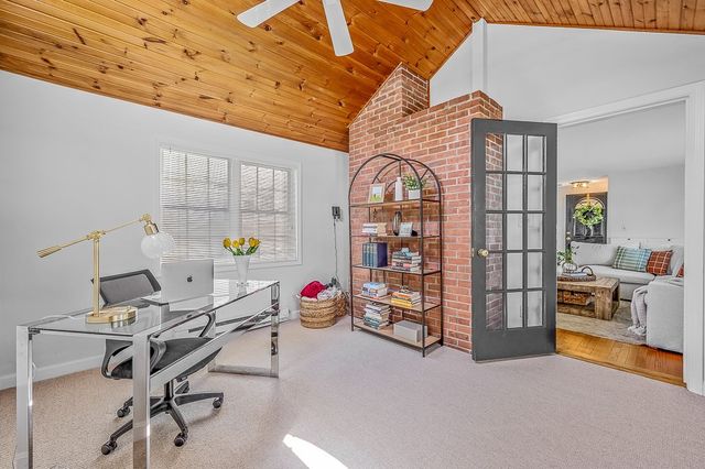 14 Knollwood Drive, Shrewsbury, MA 01545