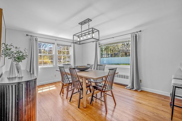 14 Knollwood Drive, Shrewsbury, MA 01545
