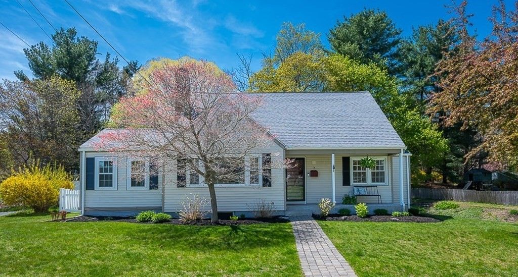 14 Knollwood Drive, Shrewsbury, MA 01545
