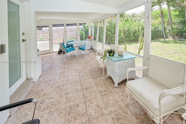 532 NE 16th Ct, Fort Lauderdale, FL 33305