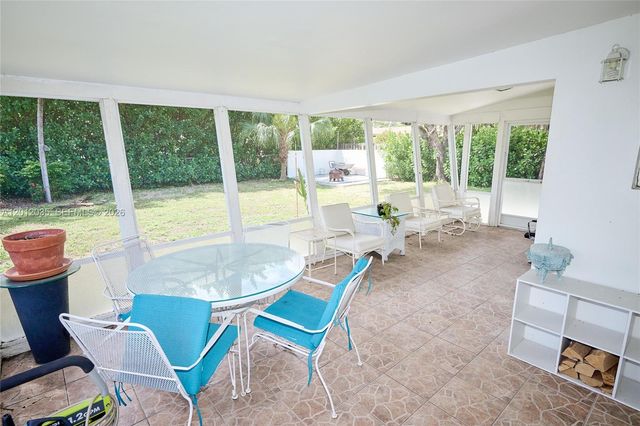 532 NE 16th Ct, Fort Lauderdale, FL 33305