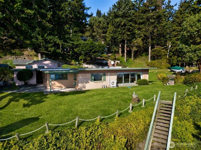 6860 Salmon Beach Road S, Anacortes, WA 98221