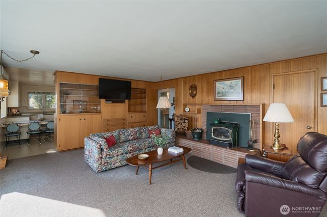 6860 Salmon Beach Road S, Anacortes, WA 98221