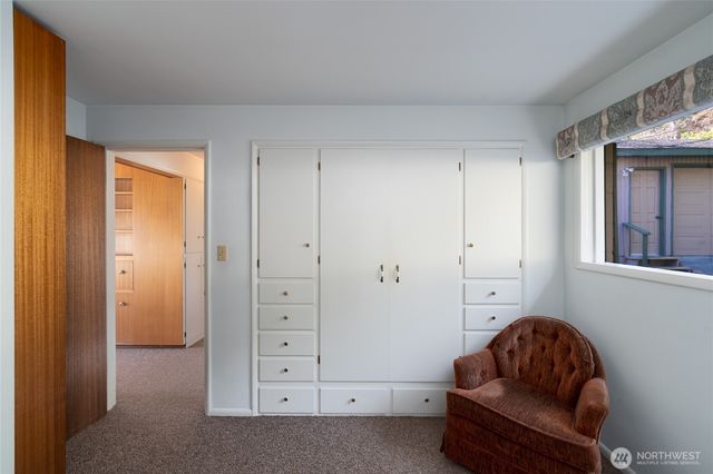 6860 Salmon Beach Road S, Anacortes, WA 98221