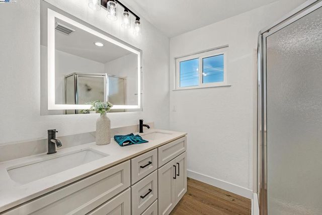 286 Donegal Way, Martinez, CA 94553