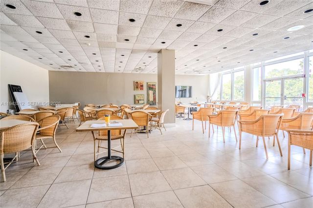 7441 Wayne Ave 2H, Miami Beach, FL 33141