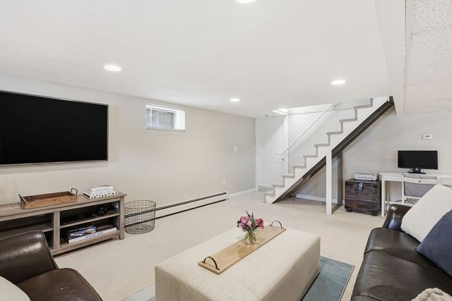 2 Irena Rd, Boston, MA 02124