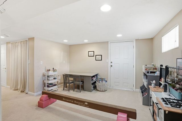 2 Irena Rd, Boston, MA 02124