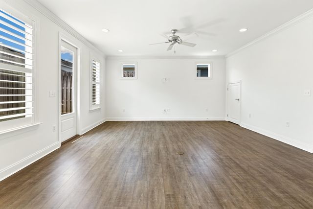 243 N Zander Way, Santa Rosa Beach, FL 32459