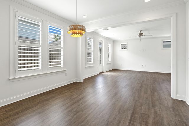 243 N Zander Way, Santa Rosa Beach, FL 32459
