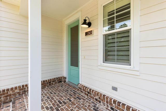 243 N Zander Way, Santa Rosa Beach, FL 32459