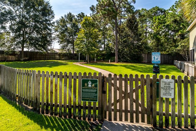 243 N Zander Way, Santa Rosa Beach, FL 32459