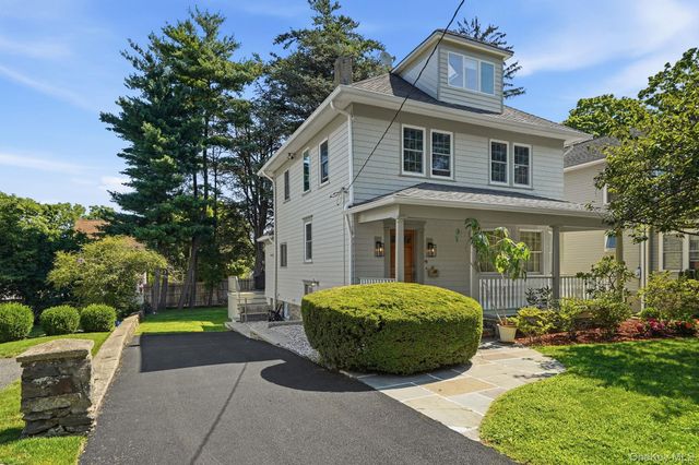 11 Winthrop Avenue, Larchmont, NY 10538