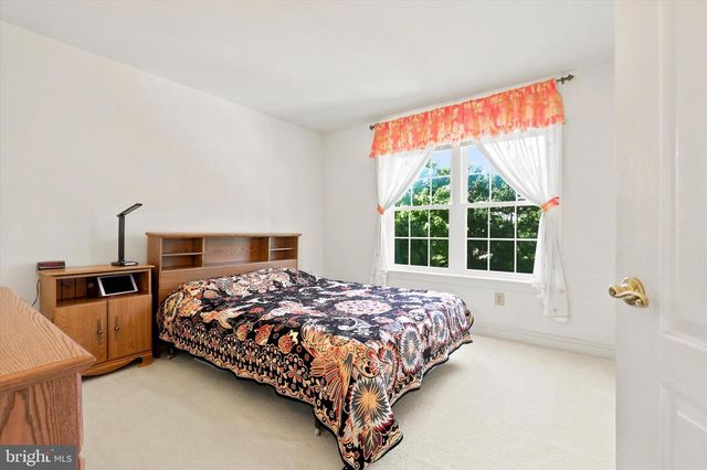 2608 LLOYD LN, Eagleville, PA 19403
