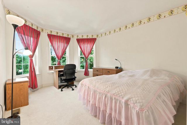 2608 LLOYD LN, Eagleville, PA 19403