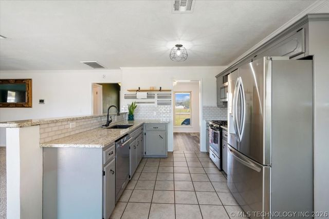 12139 N 121 East Avenue, Owasso, OK 74021