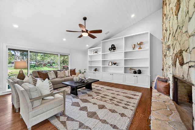 5990 Wilhoff Ln, Granite Bay, CA 95746