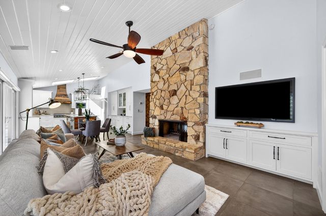 5990 Wilhoff Ln, Granite Bay, CA 95746