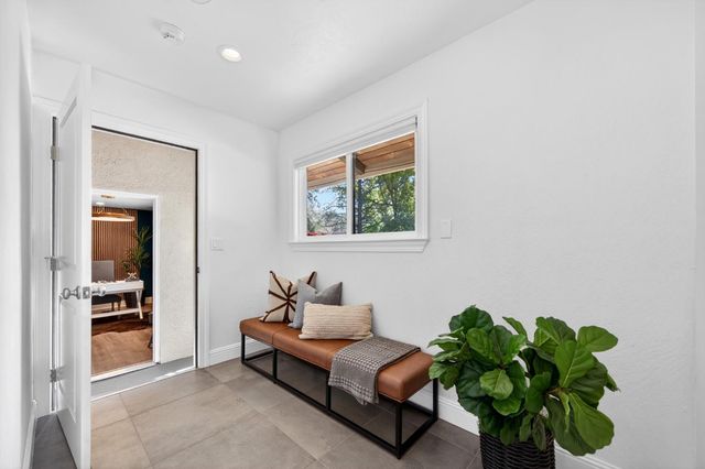 5990 Wilhoff Ln, Granite Bay, CA 95746