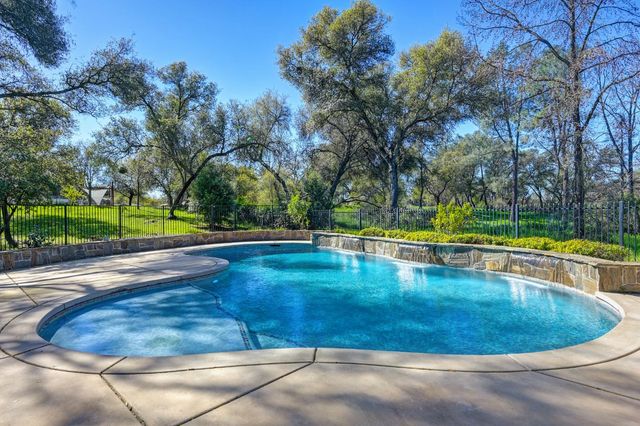 5990 Wilhoff Ln, Granite Bay, CA 95746