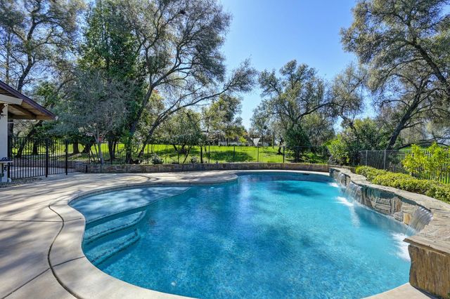 5990 Wilhoff Ln, Granite Bay, CA 95746
