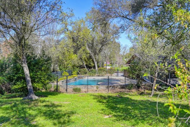 5990 Wilhoff Ln, Granite Bay, CA 95746