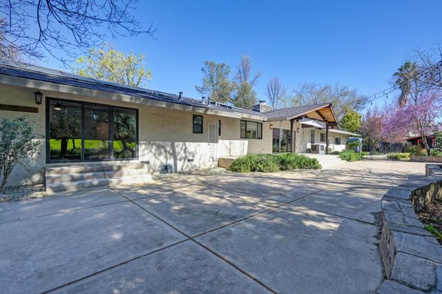 5990 Wilhoff Ln, Granite Bay, CA 95746