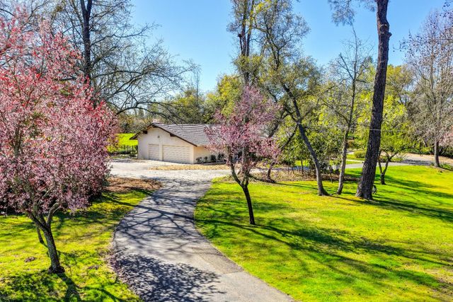 5990 Wilhoff Ln, Granite Bay, CA 95746