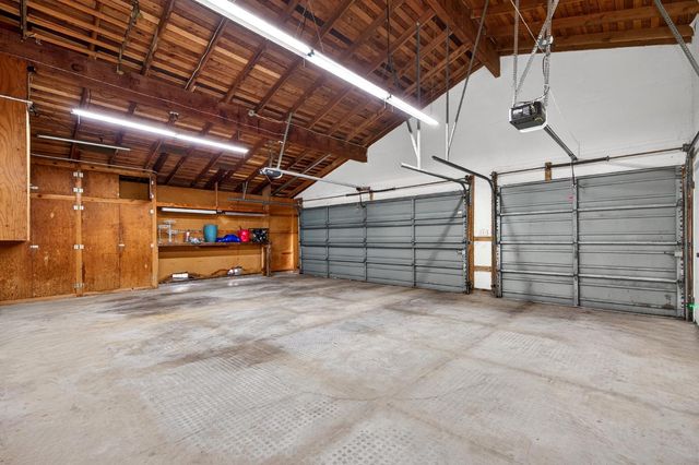 5990 Wilhoff Ln, Granite Bay, CA 95746