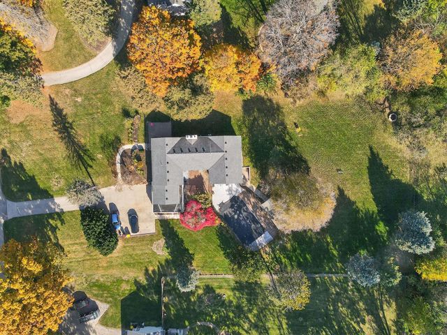 707 Coolidge Place, Rockford, IL 61107