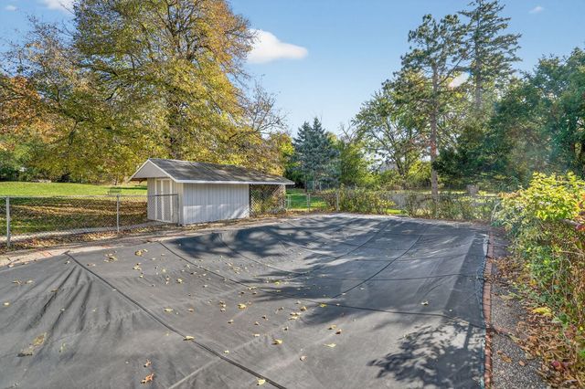 707 Coolidge Place, Rockford, IL 61107