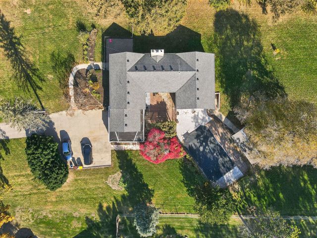 707 Coolidge Place, Rockford, IL 61107