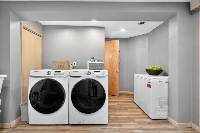 707 Coolidge Place, Rockford, IL 61107