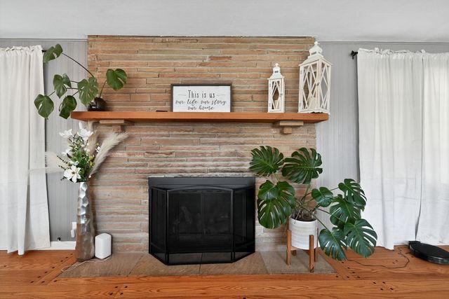 707 Coolidge Place, Rockford, IL 61107