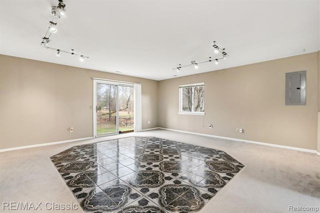 7165 Amanda Drive, Van Buren, MI 48111