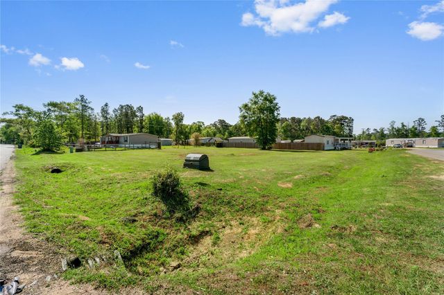 17688 Old Highway 105 E, Conroe, TX 77306