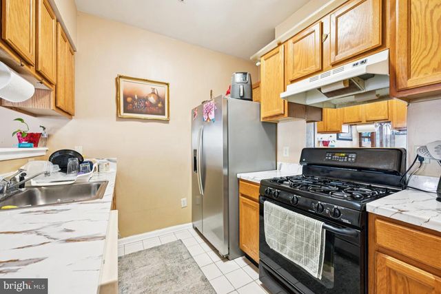 333 N WILLOW ST, Trenton, NJ 08618