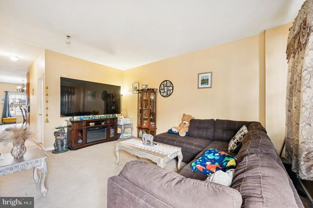 333 N WILLOW ST, Trenton, NJ 08618