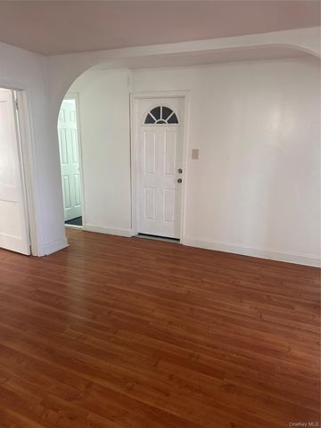 421 S 10th Avenue, Mount Vernon, NY 10550