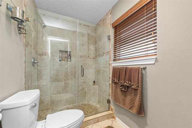 132 Cherry Tree Lane, Friendswood, TX 77546