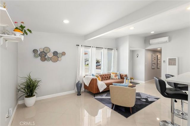 13581 Yosemite Drive, Westminster, CA 92683