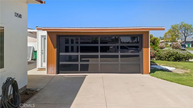 13581 Yosemite Drive, Westminster, CA 92683