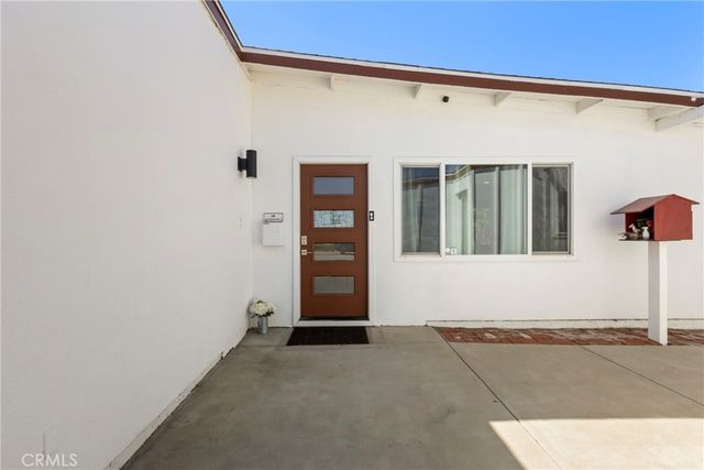 13581 Yosemite Drive, Westminster, CA 92683