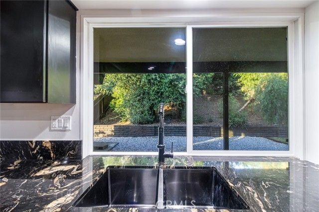 6671 Fairway, Highland, CA 92346