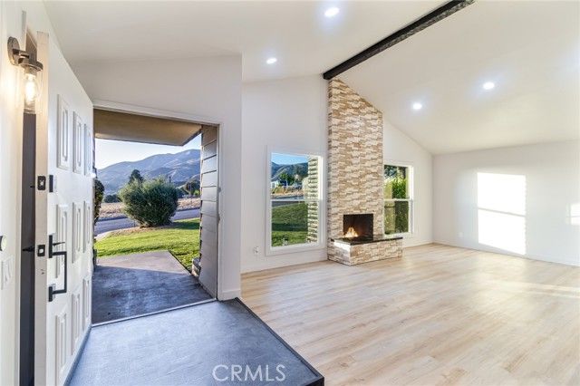 6671 Fairway, Highland, CA 92346