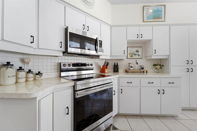 9229 WATER HAZARD DRIVE, Hudson, FL 34667