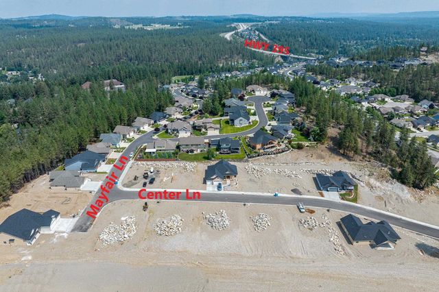74 E Center Ln, Spokane, WA 99208